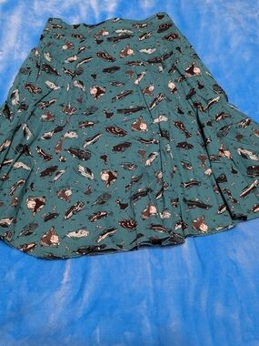 Pin-Up Cruiser Vintage Car Skirt 🏁✨